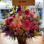 内容おまかせ　フラワーアレンジメント　祝花　尼崎花屋　配達　開店　周年　開院　お誕生日